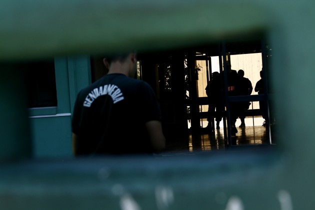 Tensa espera en Carcel de Puente Alto