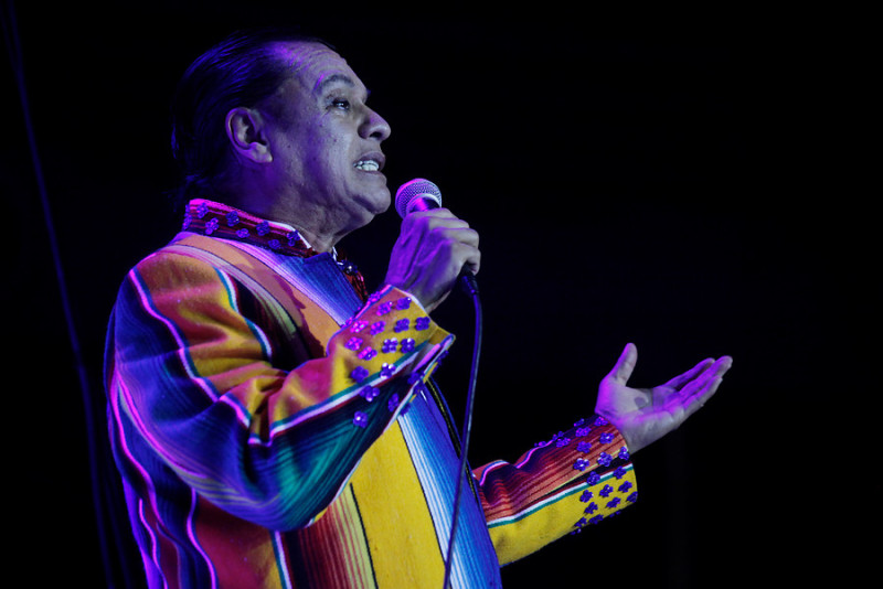 A_UNO_juan gabriel 7