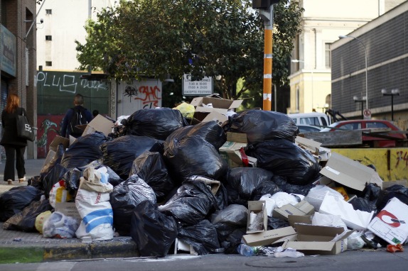 Acumulación de basura en Santiago Centro