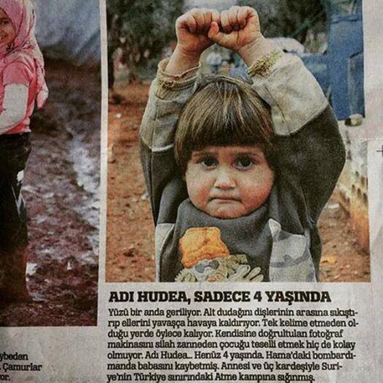 Niña siria que se rinde - Turkiye