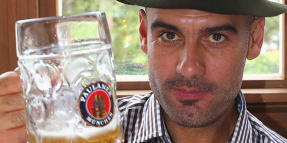 FC Bayern Muenchen Attends Oktoberfest 2013