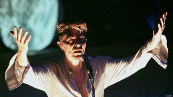 160111075336_david_bowie_976x549_reuters