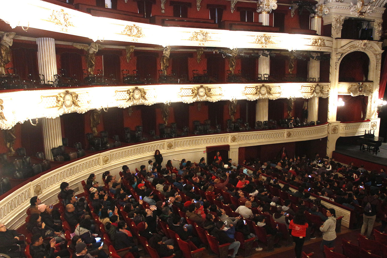 teatro municipal coronavirus