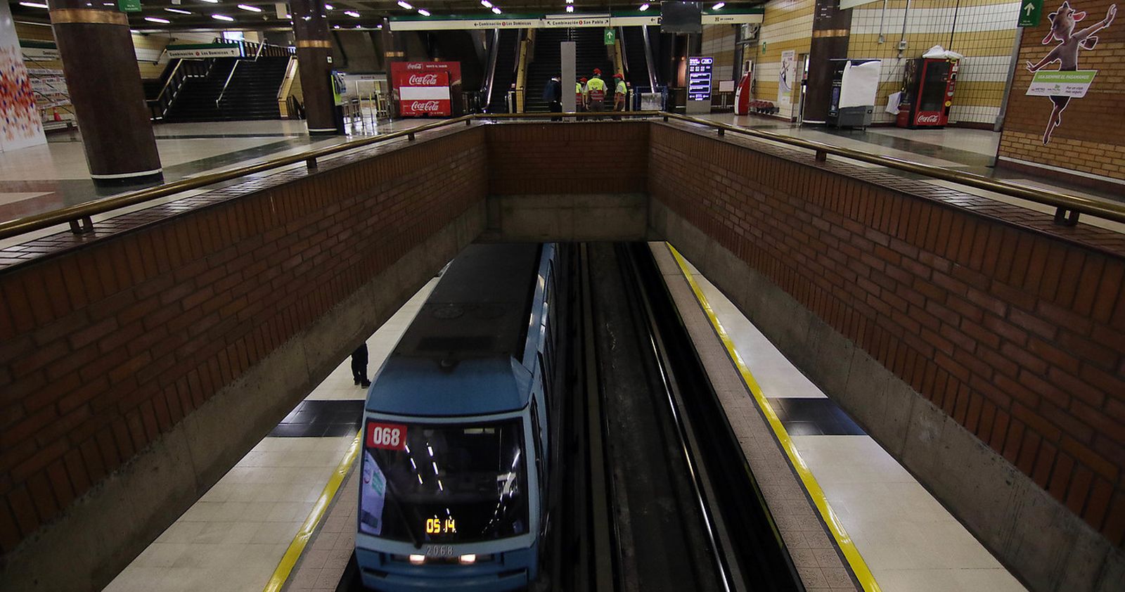 metro estación baquedano