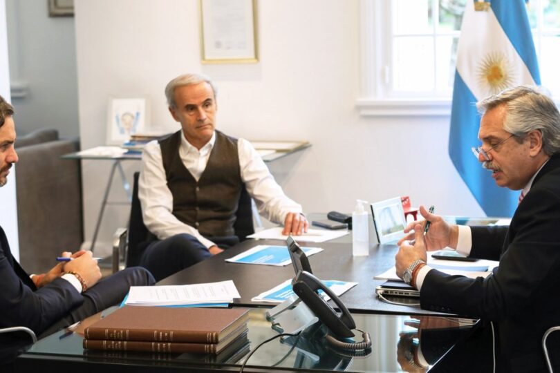 Piñera y Fernández conversan tras polémica por encuentro ...