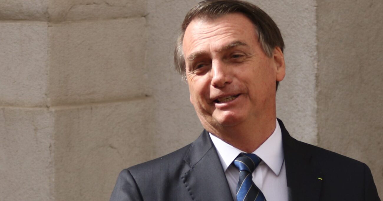 Jair Bolsonaro Fue Hospitalizado Por Fuertes Dolores Abdominales En Brasil