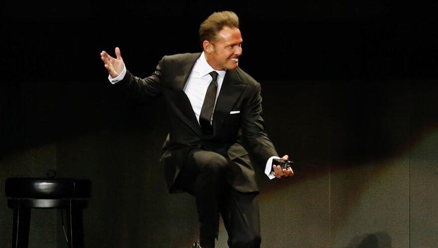 Luis Miguel en EL PAÍS