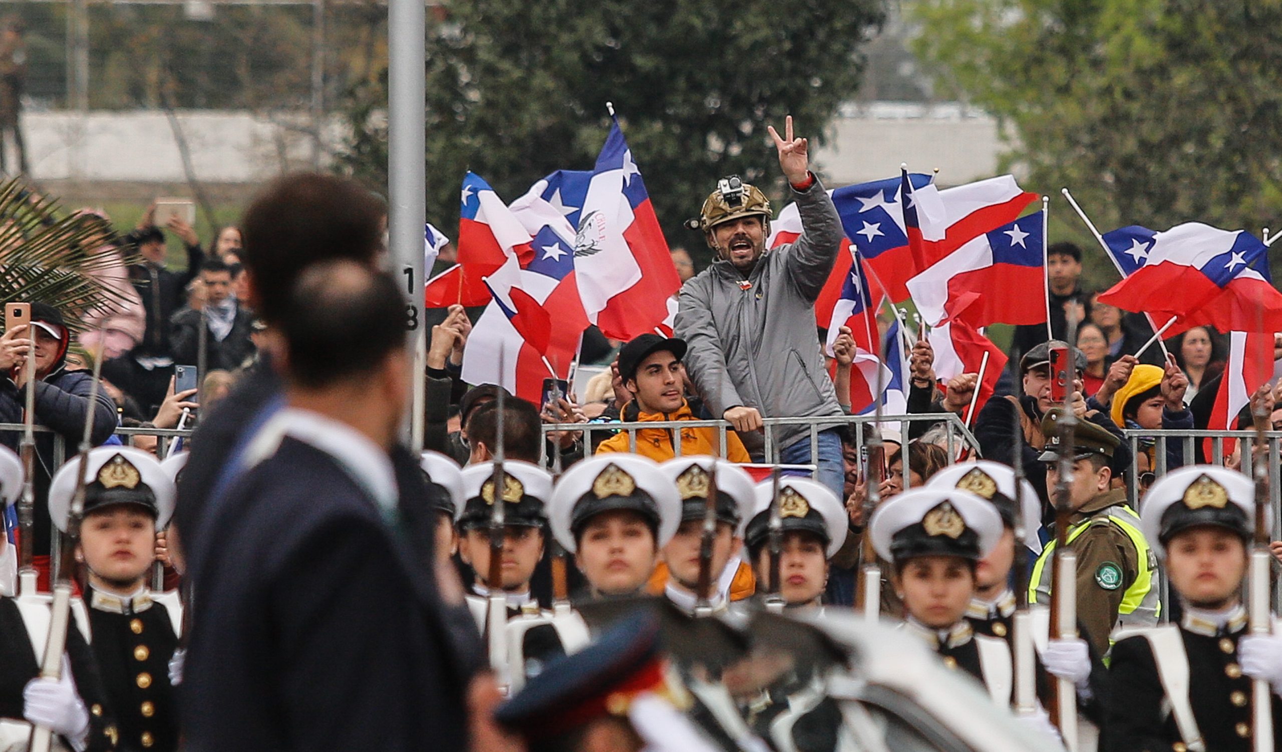 PARADA MILITAR. Parada Militar y el homenaje a la primera línea de la  salud: El desfile de la hipocresía