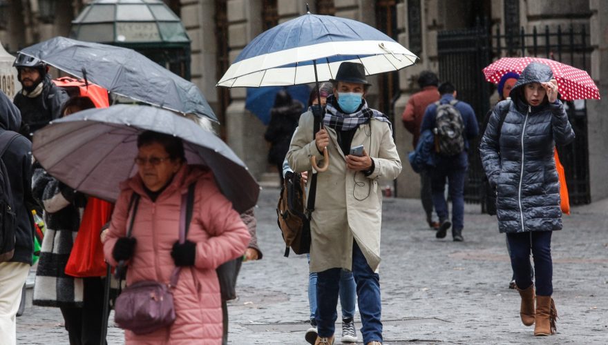 Lluvia en Santiago