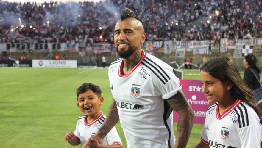 Arturo Vidal presentación Colo Colo Monumental