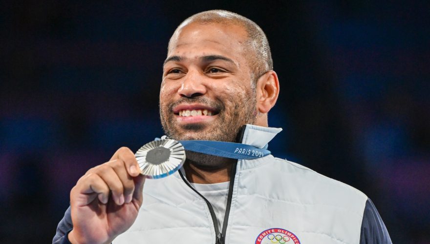 Yasmani Acosta premio medalla de plata juegos Olímpicos París 2024