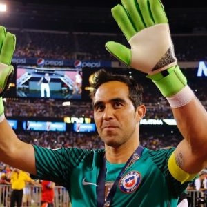 Claudio Bravo vuelve del retiro