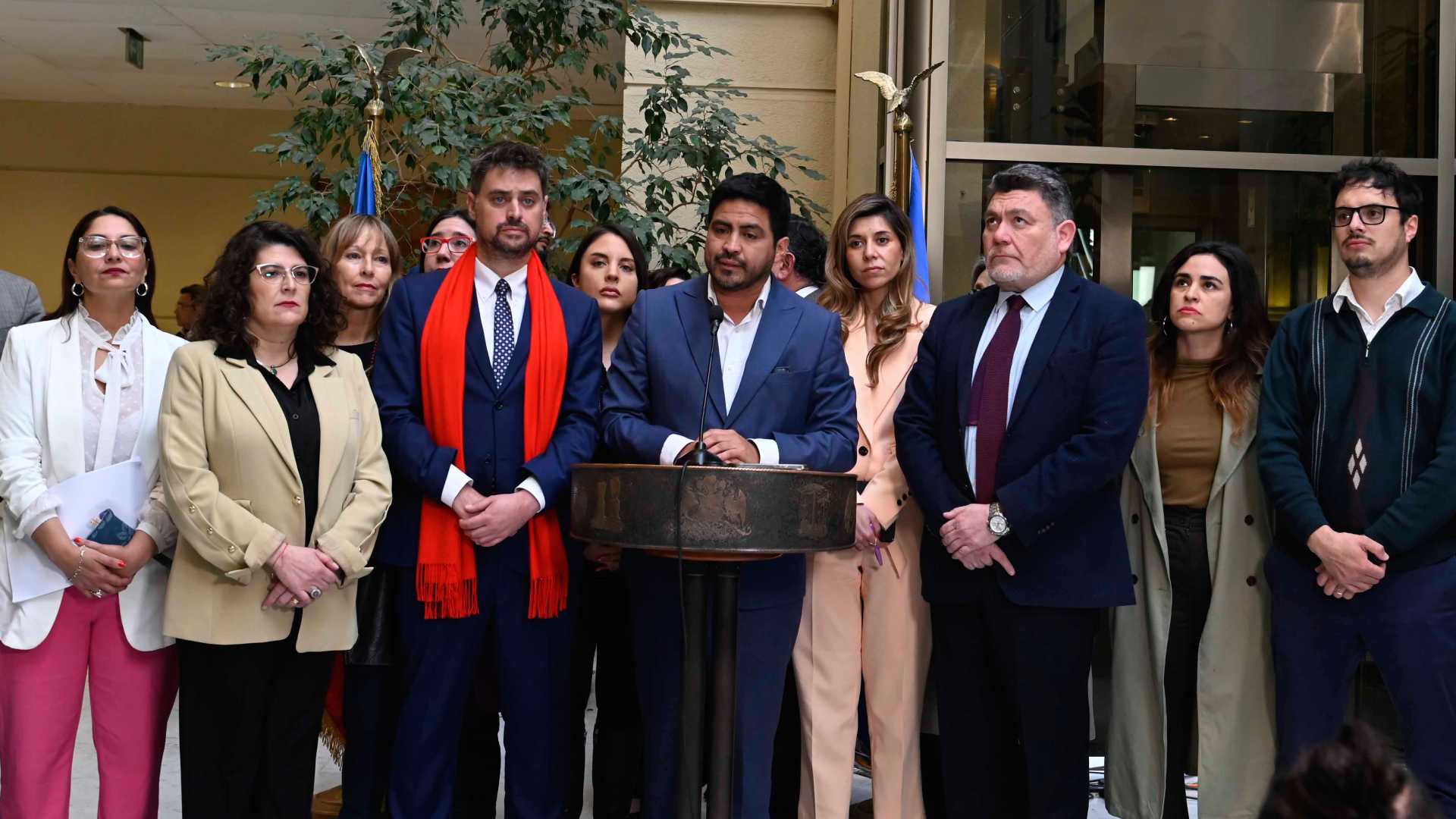 Cámara de Diputados recibe acusaciones constitucionales contra ministros de la Corte Suprema por “notable abandono de deberes”