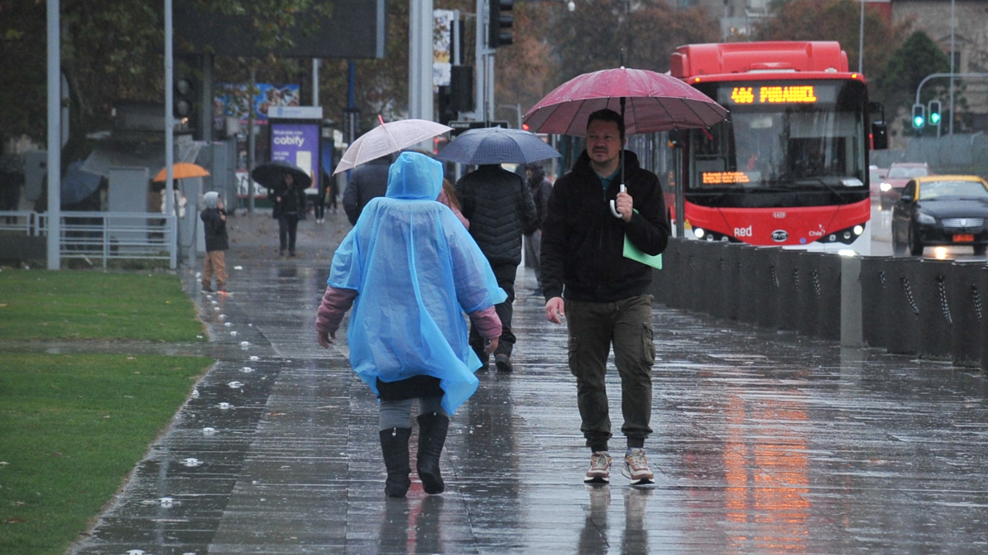 Lluvia en Santiago: el pronóstico del tiempo y las regiones que esperan precipitaciones este lunes 7 de octubre