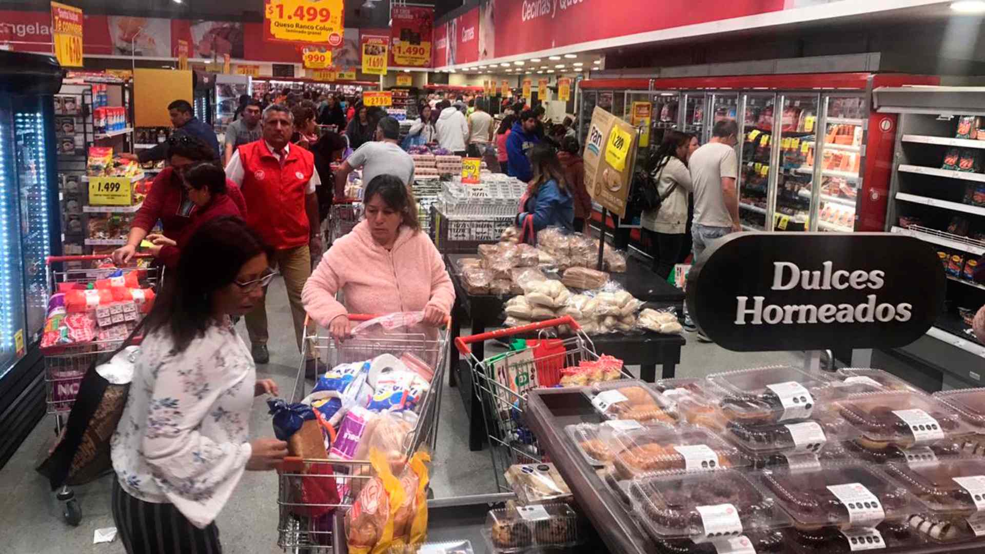 Cómo funcionarán los supermercados el 31 de octubre y 1 de noviembre