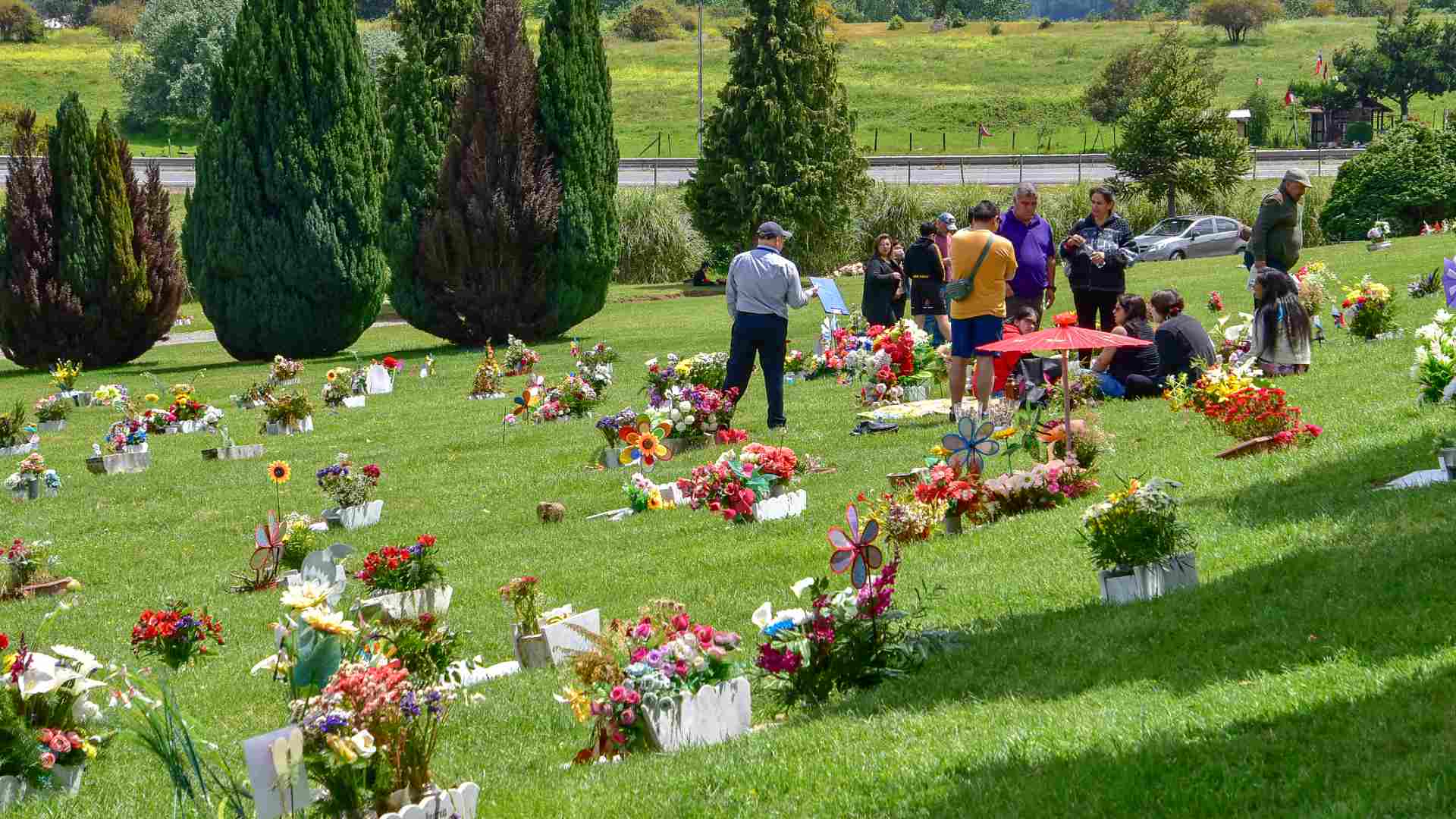 Día de Todos los Santos: revisa el horario de los cementerios durante el feriado del 1 de noviembre