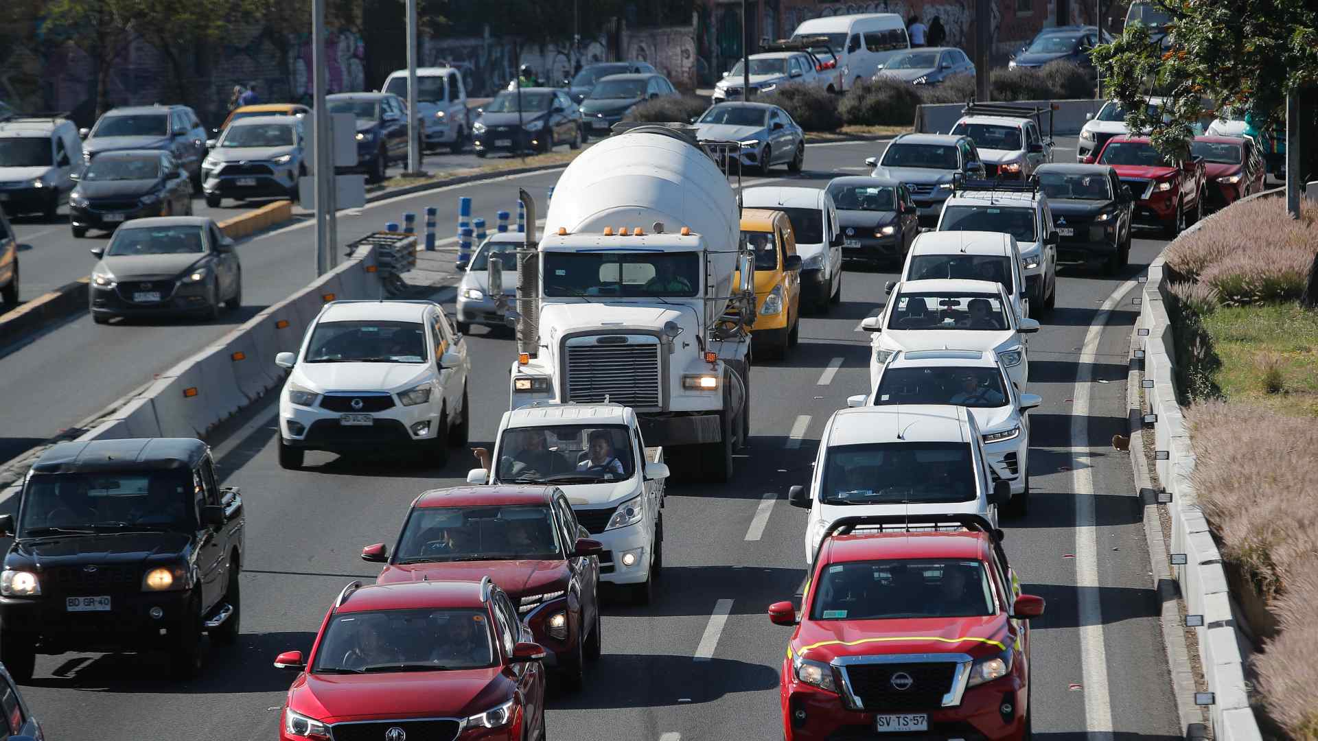 Balance de Carabineros: 15 muertos y 371 lesionados deja fin de semana largo