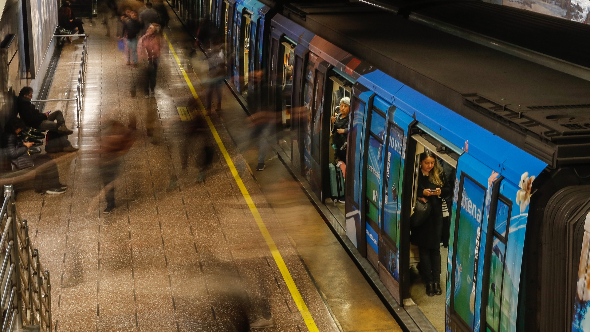 Metro de Santiago anuncia suspensión de servicio en siete estaciones de Línea 1