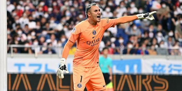 Keylor Navas sueldo Colo Colo