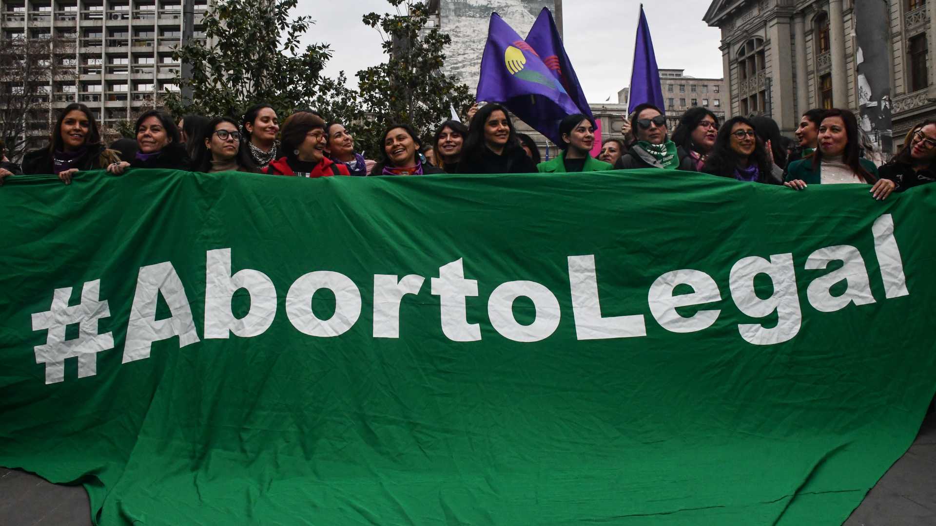 Gobierno se desdice de la Cuenta Pública y retrasa presentación de Ley de Aborto Legal