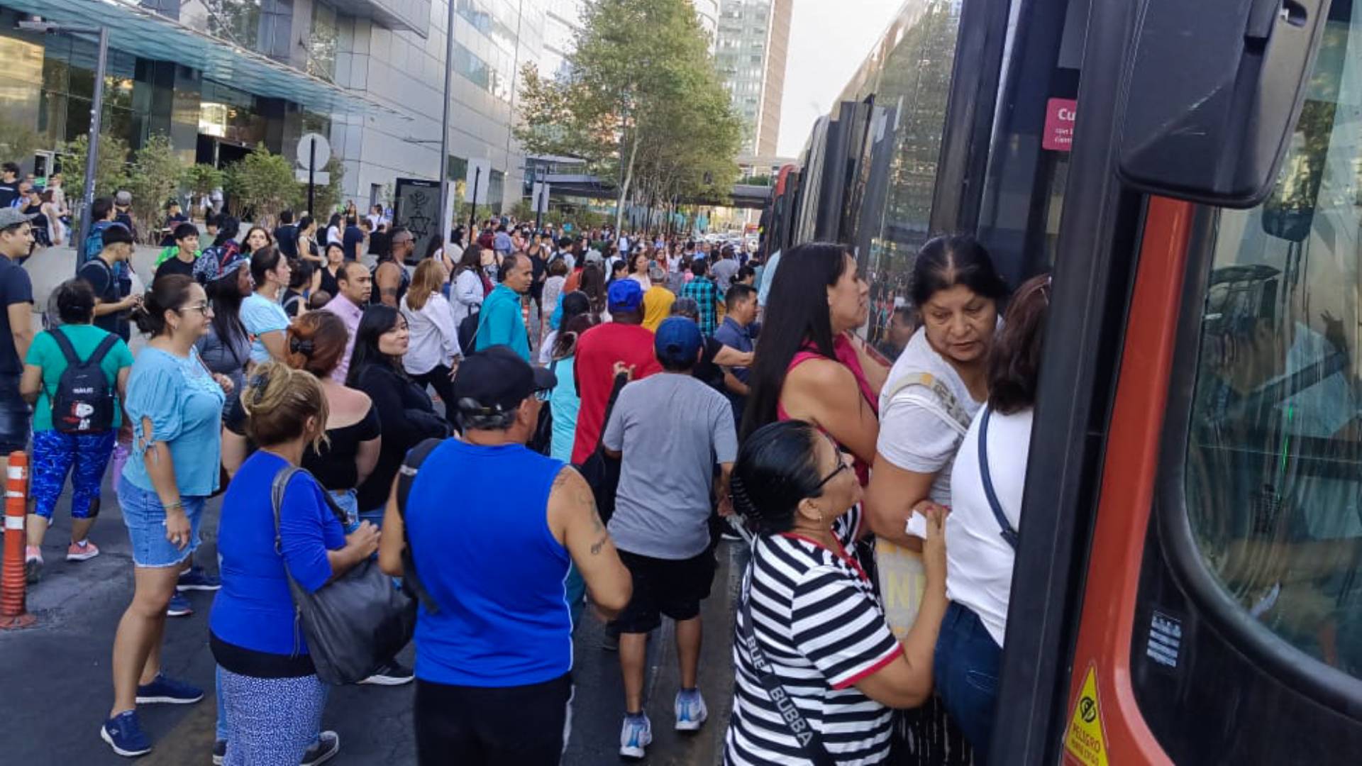 VIDEOS – Diez registros que dejó el masivo corte de luz en el país